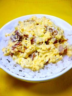 レンジで簡単!唐揚げ親子丼(タルタル風)-レシピのメイン写真