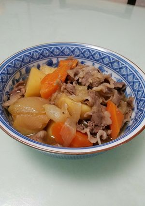 お肉もおいしい肉じゃが-レシピのメイン写真