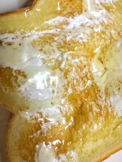 クリームチーズトースト☆ハニーマーガリン-レシピのメイン写真