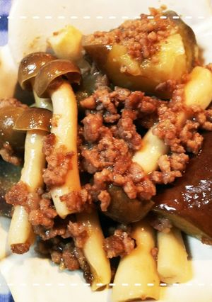 野菜2つだけ!なすとしめじの挽肉甘酢炒め-レシピのメイン写真