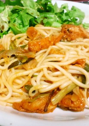 旬菜お手軽飯☆葉玉葱と揚げのナポリうどん-レシピのメイン写真