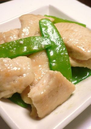 きぬさやと鶏肉の塩炒め-レシピのメイン写真