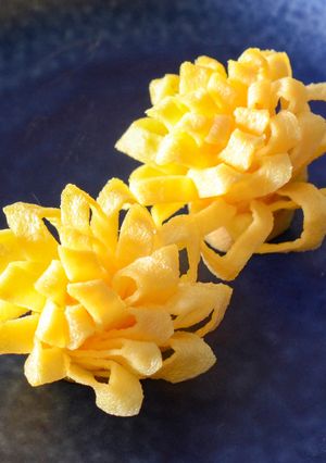 薄焼き玉子で「大人のお花玉子」お弁当に♪-レシピのメイン写真