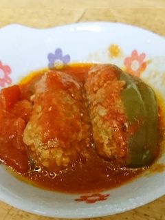 ピーマンの肉詰めトマト煮込み-レシピのメイン写真