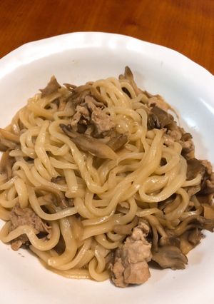 レンジで簡単美味！豚まいたけうどん-レシピのメイン写真