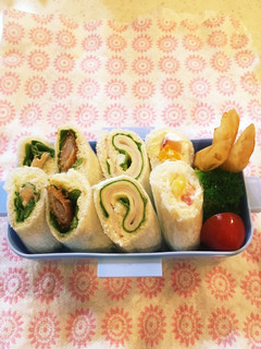 簡単*ロールサンドウィッチ弁当*可愛い-レシピのメイン写真
