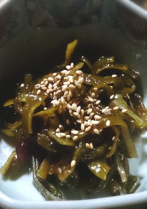 梅シソ味の茎ワカメ-レシピのメイン写真