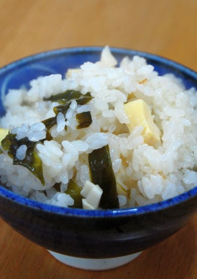 たけのことわかめの炊き込みご飯-レシピのメイン写真