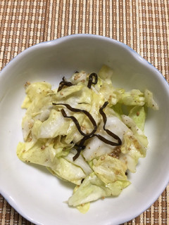 簡単☆春キャベツの塩昆布もみ-レシピのメイン写真