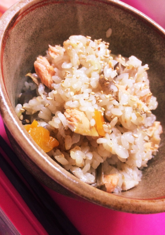 簡単☆炊き込みご飯(^-^)-レシピのメイン写真
