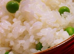 旬の味わい♫ うすいえんどう豆ごはん-レシピのメイン写真