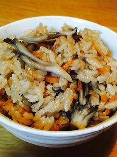 舞茸の炊き込みご飯-レシピのメイン写真