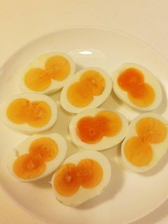 ゆで卵をきれいに切る方法-レシピのメイン写真