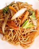 屋台風シャキシャキ野菜の簡単醤油焼きそば