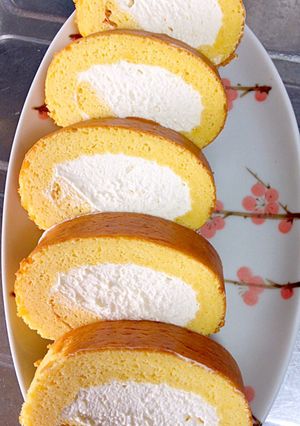 簡単なチーズ風味ロールケーキ-レシピのメイン写真