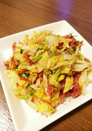 キャベツと大根の葉っぱのコンビーフ炒め-レシピのメイン写真
