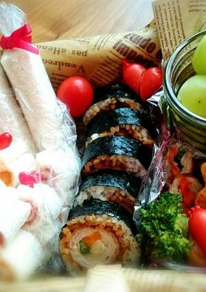 人参えのきインゲン肉巻きの海苔巻きお弁当-レシピのメイン写真