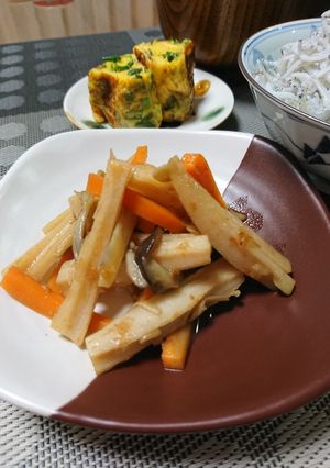 お弁当にも♪レンコン人参キノコのきんぴら-レシピのメイン写真
