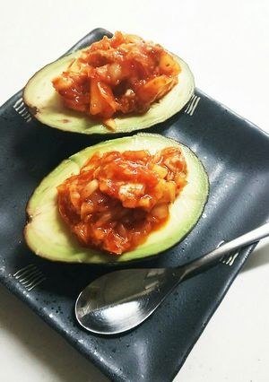 焼き肉屋さんのアボカドキムチ-レシピのメイン写真