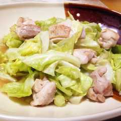 春に食べたい♡簡単キャベツと鶏肉の炒め物-レシピのメイン写真