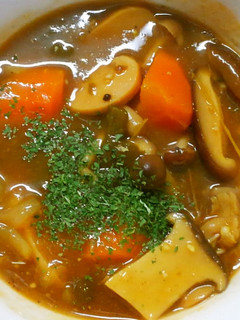 簡単ヘルシー!キノコたっぷりの野菜カレー-レシピのメイン写真