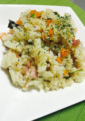 残り野菜も残りごはんも！かんたんピラフ-レシピのメイン写真