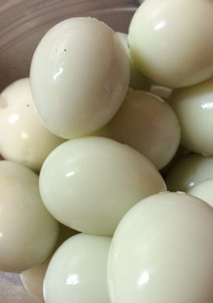 簡単！うずらの卵の殻むき-レシピのメイン写真