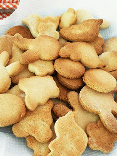 卵なし!素朴で美味しい型抜きクッキー-レシピのメイン写真