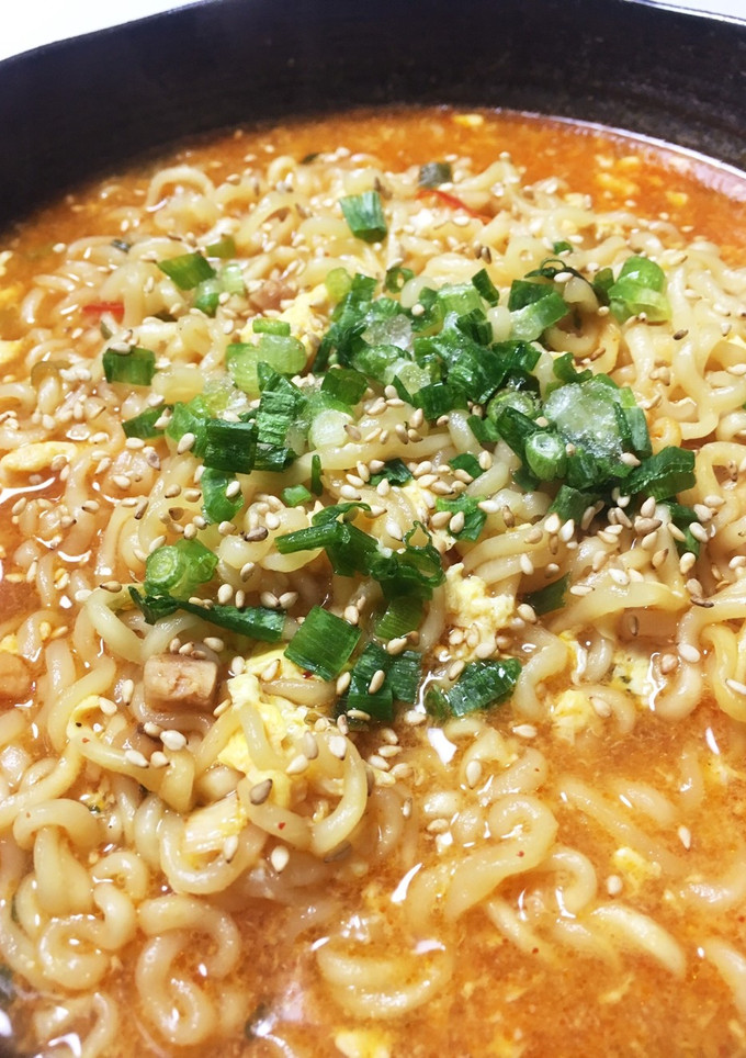 何これ旨旨っ！！辛ラーメンの作り方♡-レシピのメイン写真