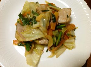 マイブーム☆豚モモ一口カツ用で野菜炒め-レシピのメイン写真