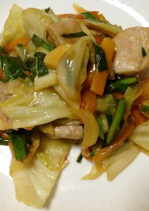 マイブーム☆豚モモ一口カツ用で野菜炒め-レシピのメイン写真