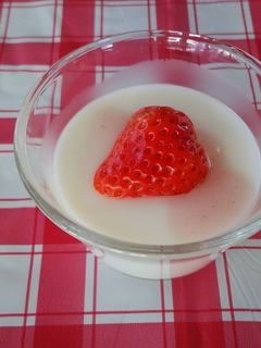 いちごミルクゼリー-レシピのメイン写真
