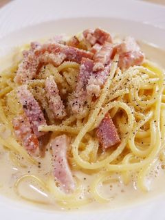 簡単*全卵と牛乳のカルボナーラ-レシピのメイン写真