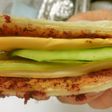 しそ梅ときゅうりとチーズのホットサンド①
