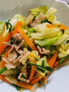 鶏ガラでモリモリ野菜炒め-レシピのメイン写真