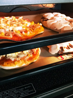 ボウルひとつ で 簡単 ピザ-レシピのメイン写真