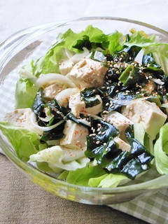 水切り不要!豆腐とわかめのヘルシーサラダ-レシピのメイン写真