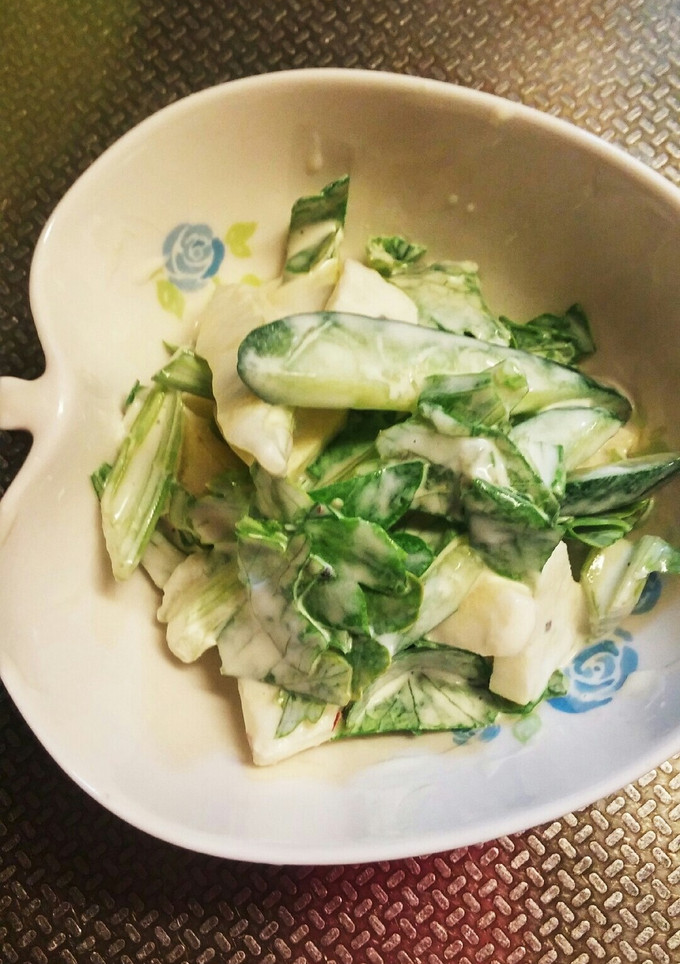 セロリと林檎のヨ—グルトサラダ♪-レシピのメイン写真