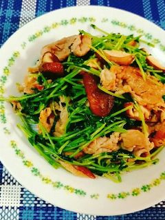 豆苗と豚肉の塩こうじ炒め☆-レシピのメイン写真