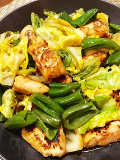 鶏胸肉と春キャベツ、春ピーマンの炒め物-レシピのメイン写真