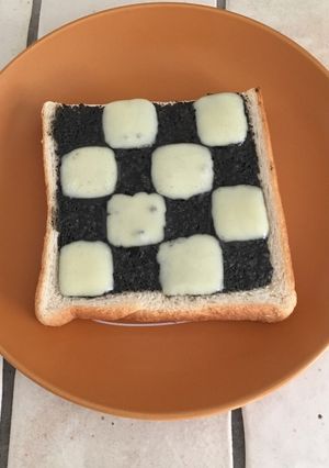 簡単☆チェッカーフラッグ柄トースト-レシピのメイン写真