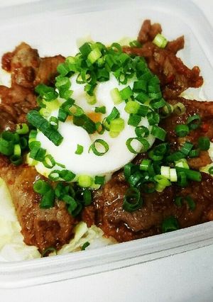 ガッツリ系男子が喜ぶ『ピリ辛ラムジン丼』-レシピのメイン写真
