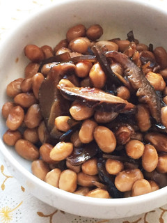 出汁がら昆布椎茸の活用*大豆煮-レシピのメイン写真