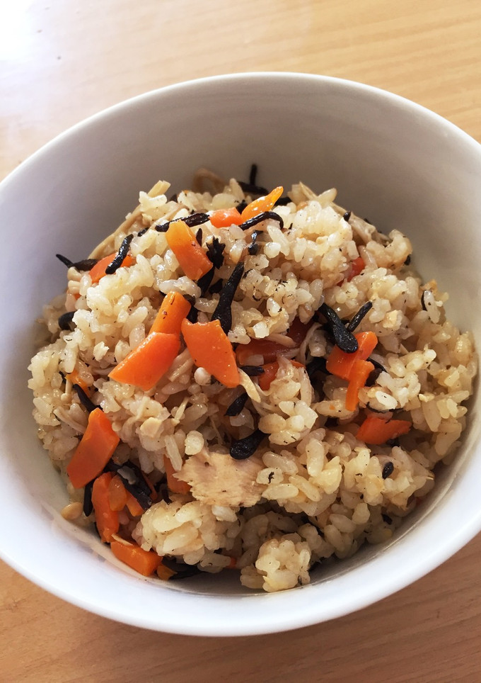 ツナとひじきの炊き込みご飯-レシピのメイン写真
