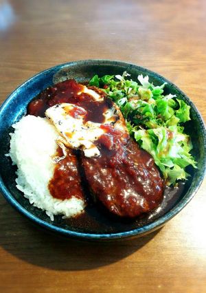 レトルトハンバーグで手早くロコモコ-レシピのメイン写真