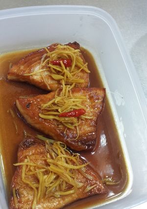 カジキの照り焼き煮　～薬味で保存性を～-レシピのメイン写真