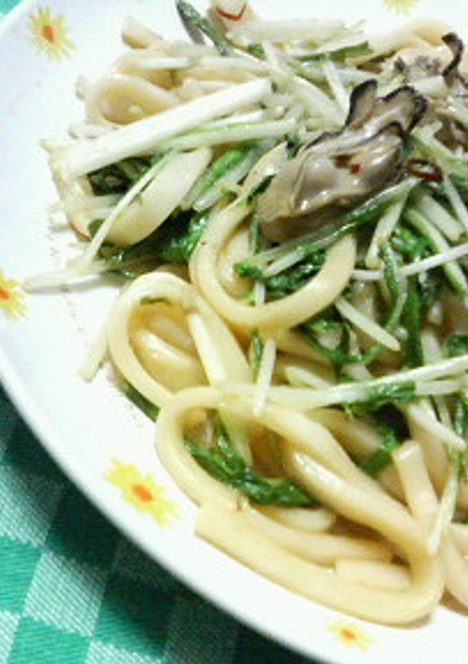 ✿牡蠣と水菜の❀あっさり和風✿焼きうどん-レシピのメイン写真
