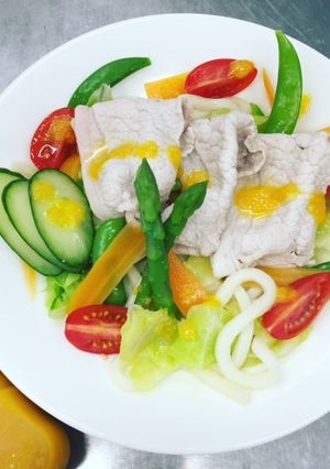 春キャベツの冷しゃぶサラダうどん-レシピのメイン写真