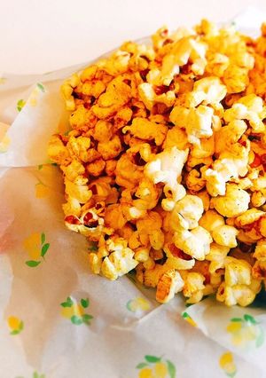 粉が落ちない！おいしいカレーポップコーン-レシピのメイン写真