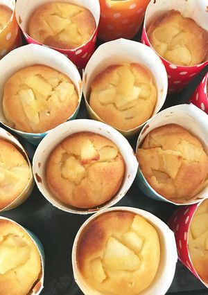 HM使用☆リンゴのしっとりカップケーキ-レシピのメイン写真